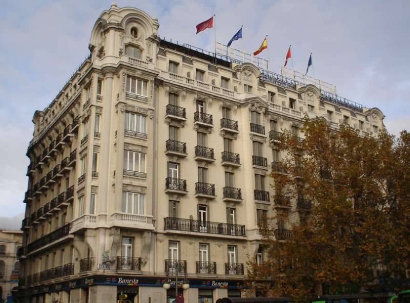 Hotel Mediodia Мадрид Екстериор снимка